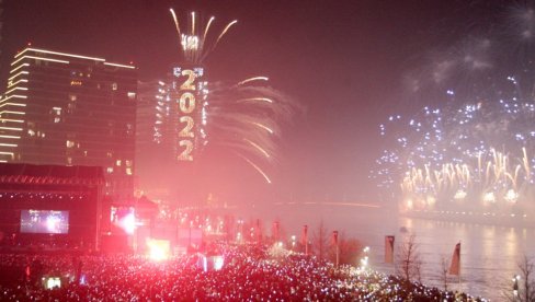 BEOGRAD KAO NAJVEĆE SVETSKE METROPOLE: Veličanstven novogodišnji vatromet u srpskoj prestonici (VIDEO)