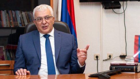MANDIĆ O ANTISRPSKOJ MERI RADULOVIĆA: Održati hitnu sednicu Vlade - od Srbije tražili brašno i ulje, a sad doneli skandaloznu odluku