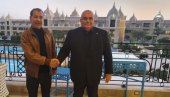JOŠ JEDAN POKLON ZA ZDRAVSTVENE RADNIKE: Palmi se pridružio i vlasnik najpoznatijeg lanca hotela u Egiptu