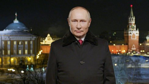 ПЕСКОВ ДЕМАНТОВАО БЛОГЕРЕ: Путин током новогодишњег обраћања није имао панцир