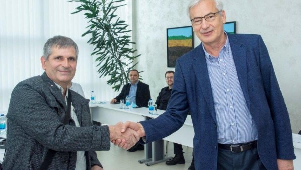 НАГРАЂЕНИ РУДАРИ, ЕНЕРГЕТИЧАРИ И ПЕНЗИОНЕРИ: Традиционална свечаност у компанији ЕФТ - Рудник и Термоелектрана Станари