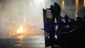 ČUJU SE PUCNJI U ALMATIJU: Sukob vojske i demonstranata na glavnom trgu