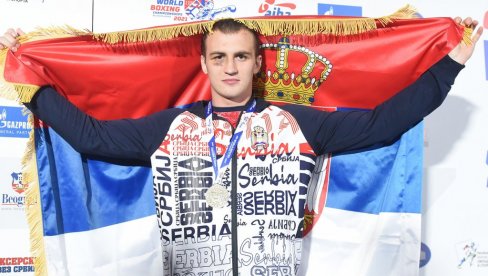 СРБИЈА МЕ ЗАУВЕК ОСВОЈИЛА! Владимир Мирончиков, руски боксер са нашим пасошем, бронзани са Светског првенства