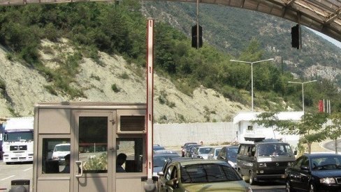 UHAPŠENA PO POTERNICI INTERPOLA BEOGRAD: Žena privedena na granici Crne Gore i Hrvatske
