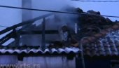 ПОЖАР У БЕОГРАДУ: Запалила се кућа на Вождовцу, на терену 19 ватрогасаца