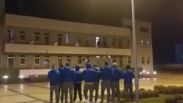 НЕСТВАРНА СЦЕНА: Заражени рукометаши Србије нису могли ни да сањају да ће их ово пробудити (ВИДЕО)