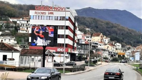 ЂОКОВИЋ ПОБЕДНИК АО 2022? Снажна порука подршке Новаку из Херцег Новог (ФОТО)