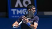 ĐOKOVIĆ PONOVO NA TERENU: Novak trenirao u Dubaiju (VIDEO)
