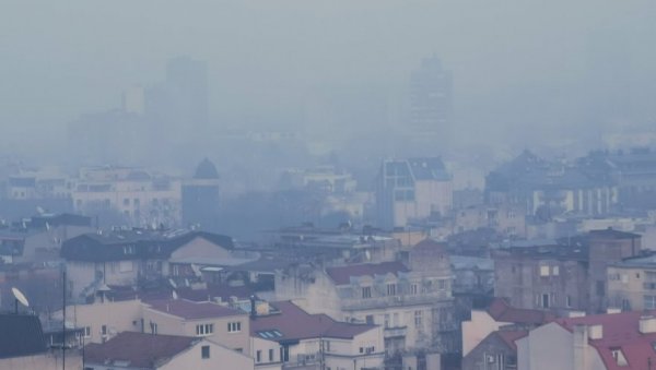 МРАЗ И СНЕГ ДОНЕЛИ ЗАГАЂЕЊЕ: Током претходна 24 часа повећано присуство штетних материја у ваздуху