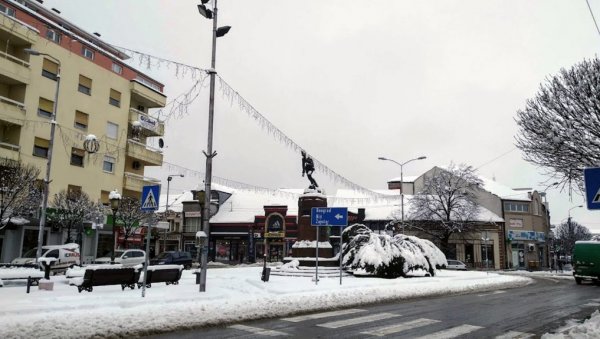 ПОЗИТИВАН СВАКИ ДРУГИ ТЕСТИРАНИ: Још 73 нове ковид-инфекције јуче у Параћину