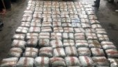 ОДУЗЕТА ДРОГА, УХАПШЕНА СЕДМОРИЦА: Криминална група шверцовала наркотике из Црне Горе, заплењено 285 килограма марихуане