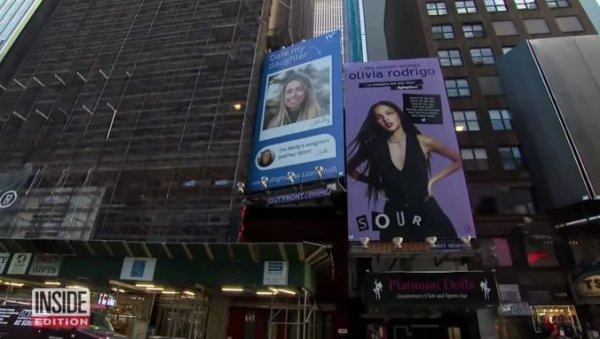 МАЈКА ЗАКУПИЛА БИЛБОРД ДА НАЂЕ ЋЕРКИ ПАРТЕНЕРА: Сви су се смејали док нису чули шта се крије иза њене намере