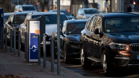 IZNENAĐENJE ZA VOZAČE: Pojavio se novi saobraćajni znak u Nemačkoj, kazna za prekršaj 70 evra (FOTO)