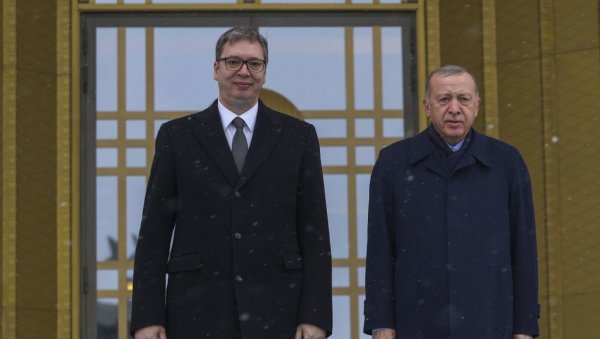 ЕРДОГАН СЕ ЗАХВАЛИО ВУЧИЋУ:Турска наставља да унапређује односе са Србијом