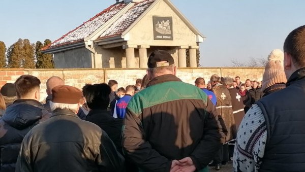 ФУДБАЛСКА ЛОПТА НА КОВЧЕГУ: Сахрањен и други фудбалер, жртва саобраћајне несреће код Вршца