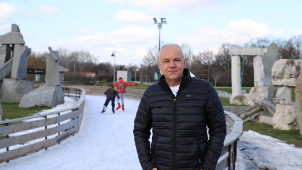 АДА РАДИ 365 ДАНА: Градоначелник Радојичић обишао клизалиште на Савском језеру