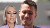 VESELO: Ovo su roditelji nove snajke Đokovića (FOTO)