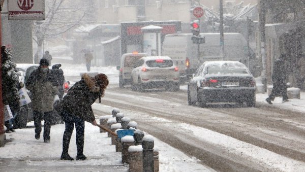ЛЕДЕНИ ДАНИ ПРЕД СРБИЈОМ: Температура ће пасти и до -12, снежни покривач око 10 центиметара