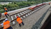 СРБИЈА ДОБИЈА ЈОШ 300 КМ НОВИХ ПРУГА: Модернизација и реконструкција железничког саобраћаја настављају се убрзаним темпом и у овој години