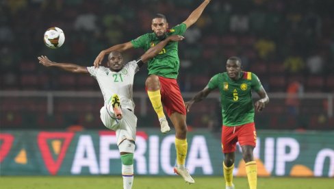 CEO SVET IH JE BODRIO: Ben i Komori ispali sa Kupa afričkih nacija, kakav kraj fudbalske bajke! (VIDEO)