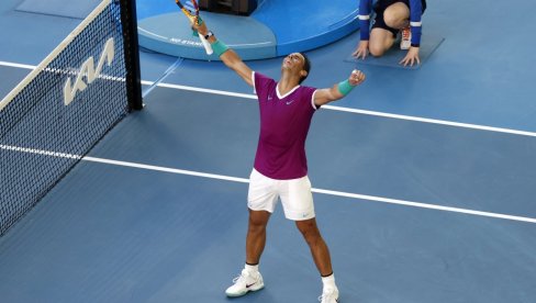 AMERIKANKA RASKRINKALA AUSTRALIJANCE: Sve je spremno da Rafael Nadal podigne trofej