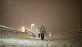 ТУРСКА КАО АЉАСКА: Летови из Истанбула обустављени, после 29 година снег пао на плажама Анталије (ФОТО/ВИДЕО)
