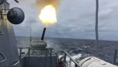 РУСКА ФЛОТА ПОКАЗАЛА ЗУБЕ: Грмели топови Балтичке флоте, погледајте како изгледају велике поморске вежбе на мору (ВИДЕО)