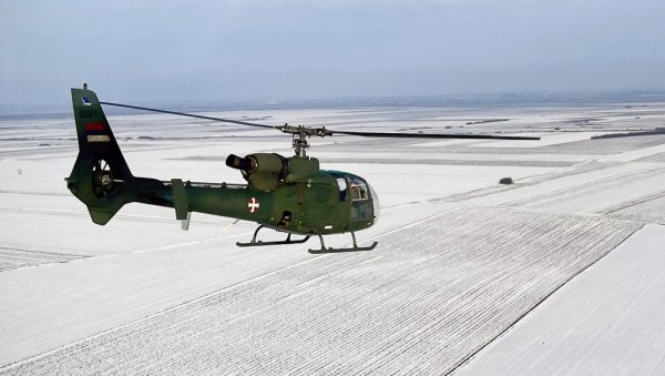ЛЕТЕ У ПАРУ И НА МАЛИМ ВИСИНАМА: Летачка обука на газелама у 204. ваздухопловној бригади
