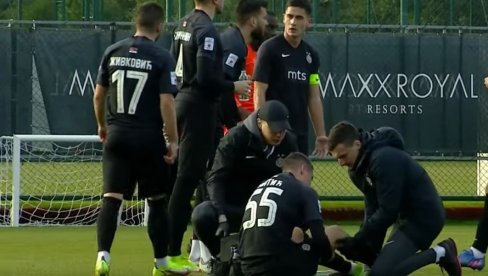 GLAVOBOLJA ZA STANOJEVIĆA: Pantić se povredio na kontrolnom meču FK Partizan, odmah napustio teren (VIDEO)
