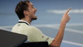 VAŠE RIVALSTVO JOŠ NIJE GOTOVO! Medvedev pecnuo Nadala posle finala, Đoković i Federer mora da su uživali!