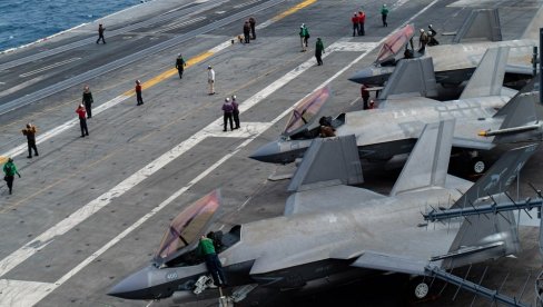 AMERIČKA MORNARICA IZVUKLA SA DNA MORA F-35C: Lovac izvučen iz Južnog kineskog mora