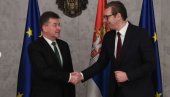 VUČIĆ SE SASTAO SA LAJČAKOM: Predsednik Srbije razgovarao sa specijalnim izaslanikom EU (FOTO)
