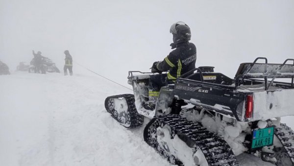 ОД ПОЧЕТКА ГОДИНЕ СПАСИЛИ 113 ОСОБА: Тренинг за управљање АТВ возилима на Бесној Кобили (ФОТО)