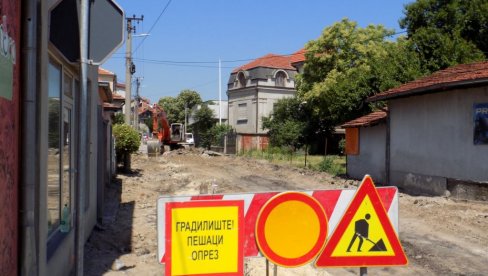 ZAMENA VODOVODNE MREŽE: Zbog radova - izmena režima saobraćaja