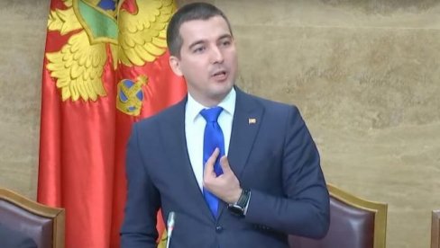 SMENJEN ALEKSA BEČIĆ: Za smenu predsednika Skupštine Crne Gore glasalo 43 poslanika