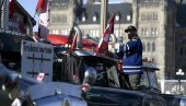 BIBER SPREJ I ŠOK BOMBE: Kanadska policija primenila silu prema demonstrantima u Otavi