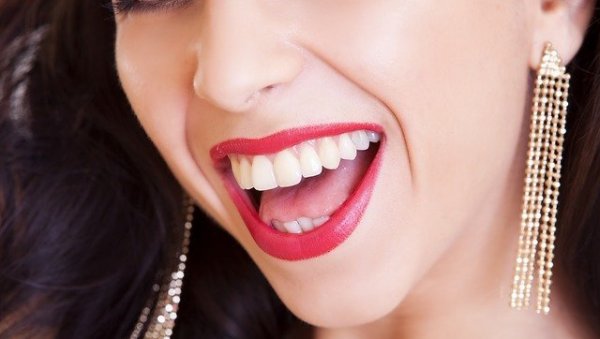 МЕЊАЈТЕ ИХ САМО АКО НЕ ВАЉАЈУ: Савет стоматолога - нема потребе вадити амалгамске пломбе ако су зуби у реду