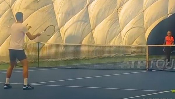 УЧИТЕЉ НОВАК ЂОКОВИЋ: Србин још једном показао због чега је највећи (ВИДЕО)