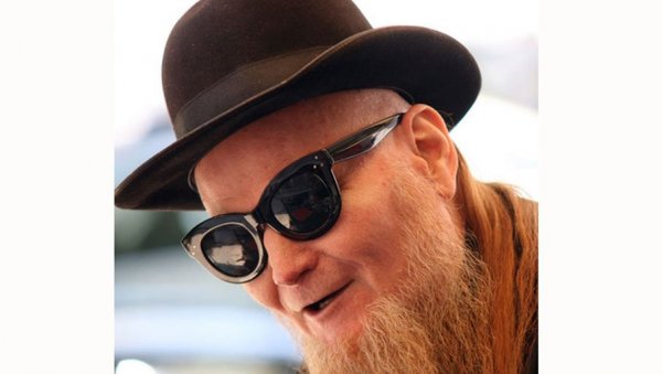 ЗБОГОМ УЗ ДРАГУ,  ЛУА РИДА И КИНКСЕ: Породица и пријатељи опростили  се од Предрага Вранешевића