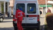 PAO SA 4. SPRATA U NOVOM BEOGRADU: Hitna pomoć ga je odvezla na reanimaciju u Urgentni centar