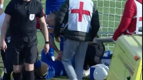 MUČNE SCENE U HRVATSKOJ: Fudbaleru pukle obe kosti potkolenice, hitno prevezen na operaciju (FOTO/VIDEO)