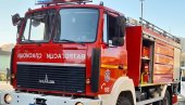 ISTOVREMENO GASILI ČETIRI POŽARA: Mnogo posla za pripadnike Vatrogasno-spasilačke jedinice u Leskovcu