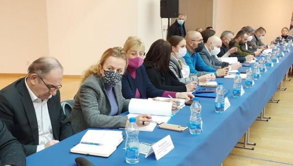 НА ГРАД ЧЕКА 1.500 АДРЕСА: Професионални управници у Нишу затражили помоћ локалне самоуправе при решавању бројних проблема