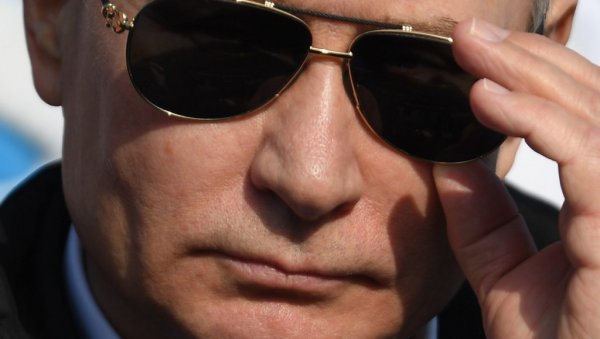 ПУТИН ПРКОСИ ЗАПАДУ: Руски председник овим потезом одушевио понижене спортисте