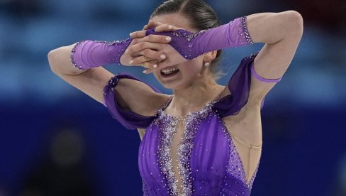 SUZE ZA KRAJ SPEKTAKULARNOG NASTUPA! Rusko čudo od deteta posle doping optužbi izašlo na led i rasplakalo se