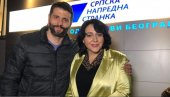 VELIKI BROJ GRAĐANA NA ULICAMA: Aleksandar Šapić i Marija Zdravković potpisuju listu SNS na Novom Beogradu