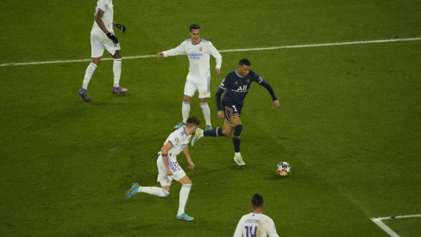 СПЕКТАКЛ НА БЕРНАБЕУ: Реал Мадрид - ПСЖ