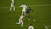 SPEKTAKL NA BERNABEU: Real Madrid - PSŽ