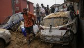 SPASIOCI KOPAJU PO BLATU U POTRAZI ZA PREŽIVELIMA: Raste broj žrtava poplava i klizišta u Brazilu