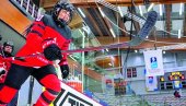 ДОМИНИРА НА ЛЕДУ: Сара Нурс, прва звезда канадског хокеја